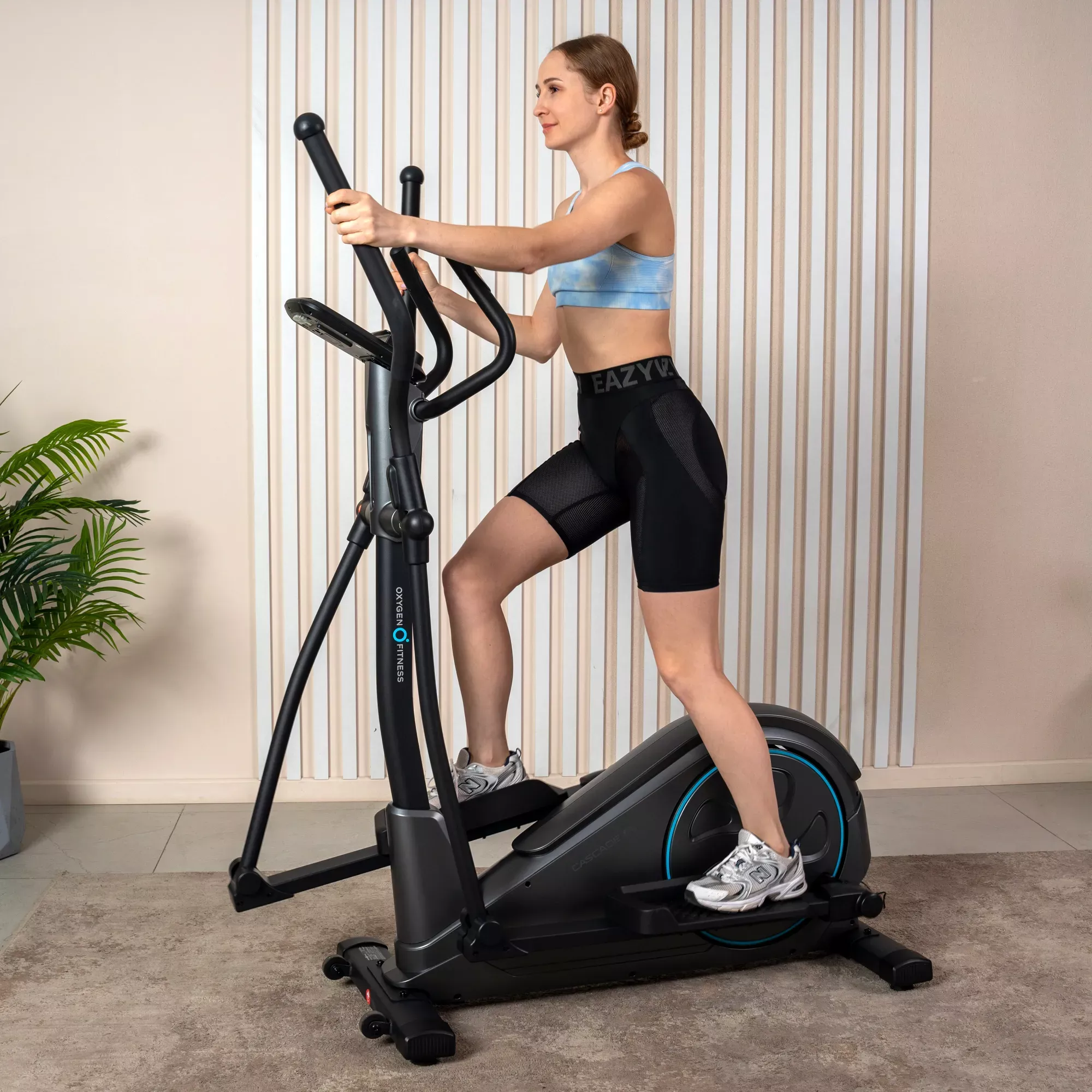 ЭЛЛИПТИЧЕСКИЙ ТРЕНАЖЕР ДОМАШНИЙ OXYGEN FITNESS CASCADE EL
